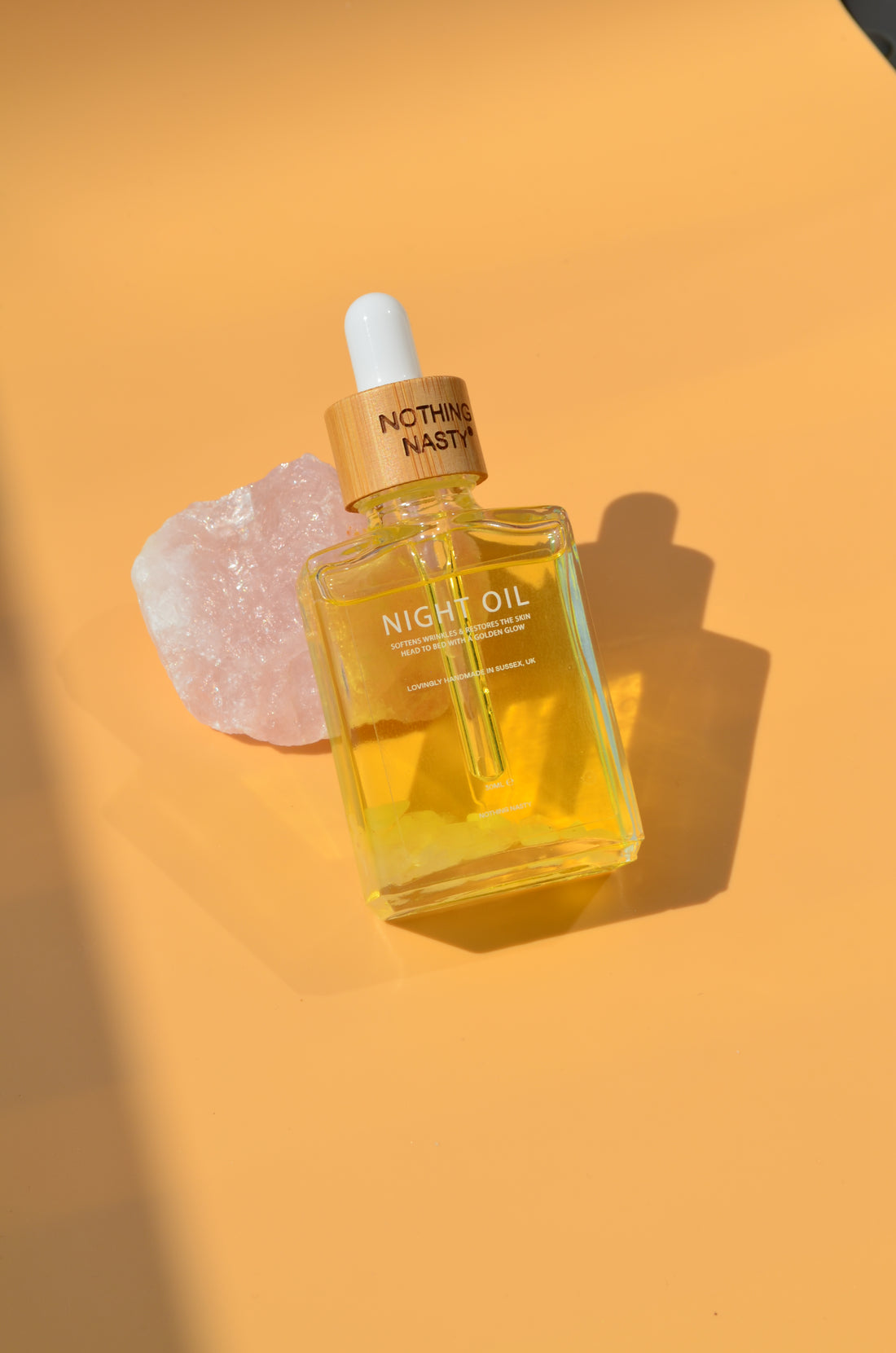 The Beauty of Nature: 100% Natural Skincare vs. Non-Natural Skincare - Unraveling the Benefits